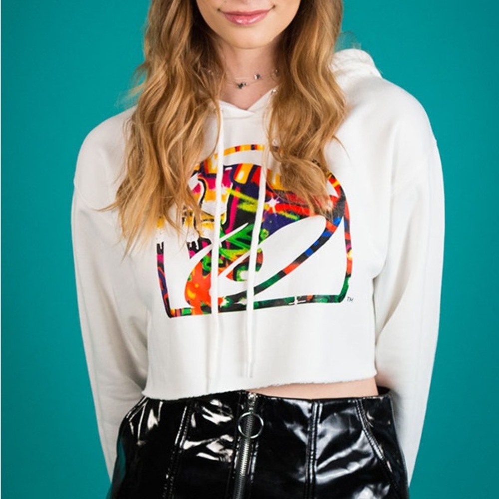 taco bell x forever 21 cropped hoodie - size L